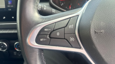 Renault Clio 1.0 TCe 100 Iconic 5dr Petrol Hatchback